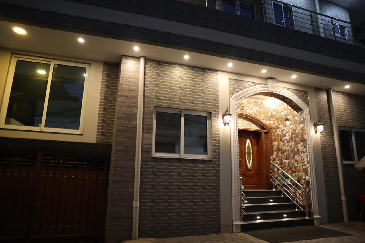 Hayyat Luxury Apartments Lahore Esterno foto